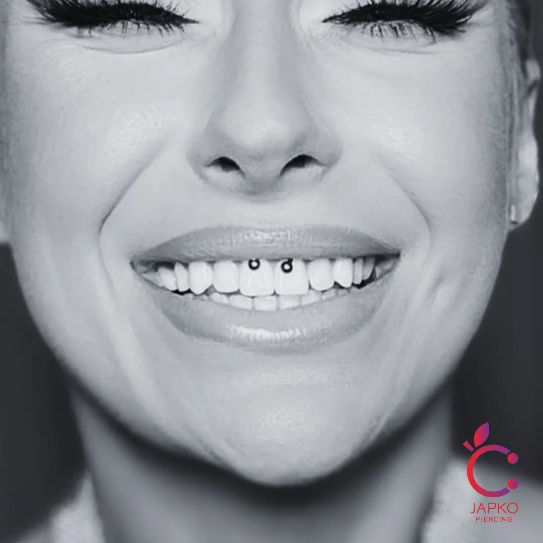 Realizacja przekłucia, studio Japko Piercing