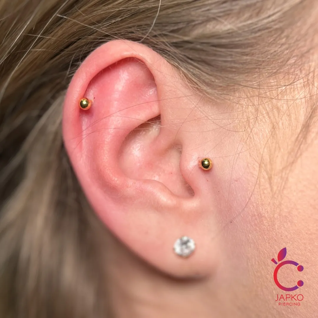 Realizacja przekłucia, studio Japko Piercing