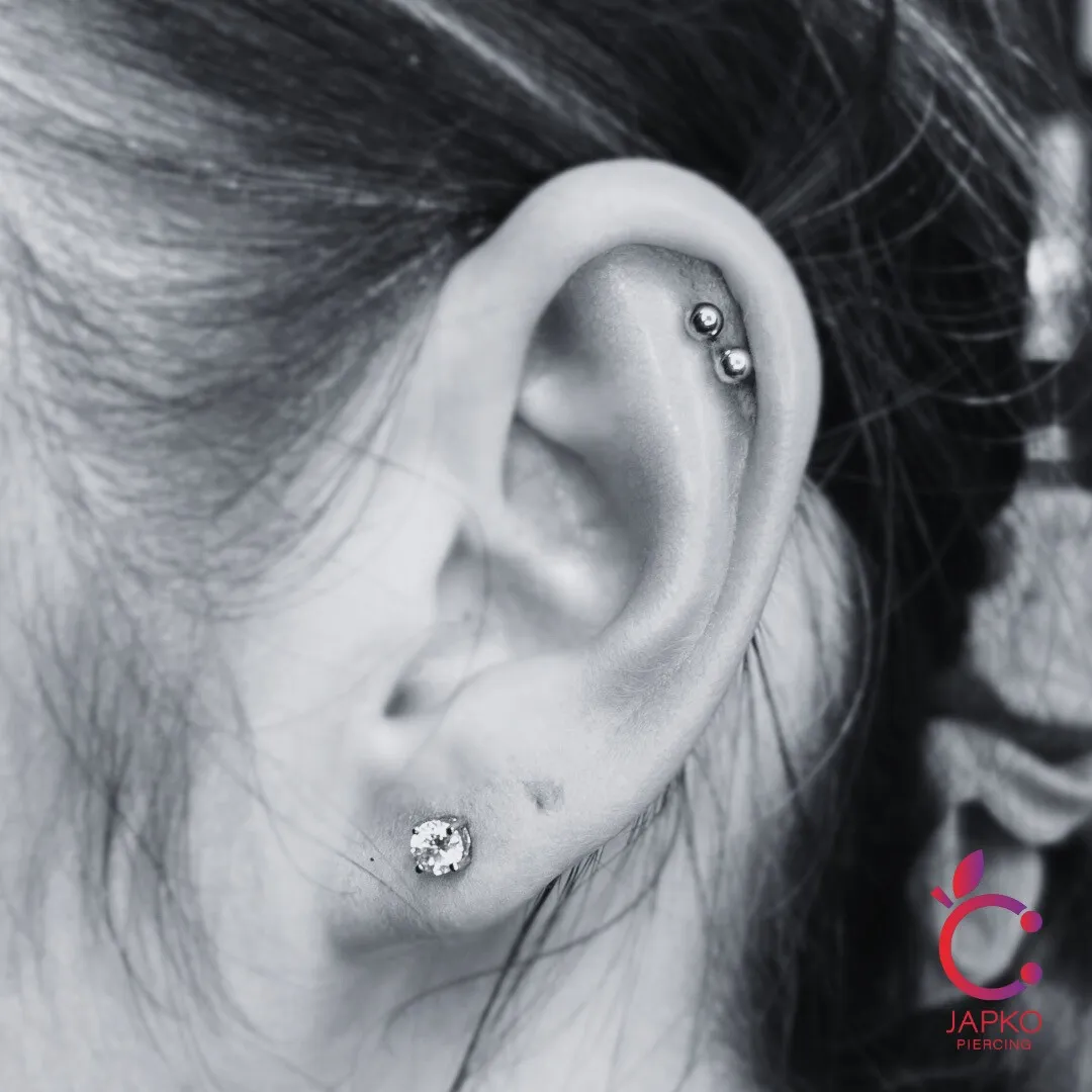 Realizacja przekłucia, studio Japko Piercing